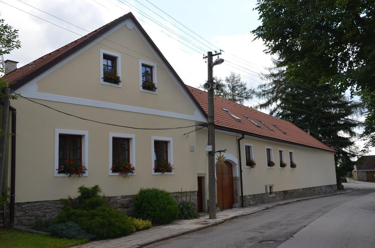 Penzion Slunicko Rasna Экстерьер фото